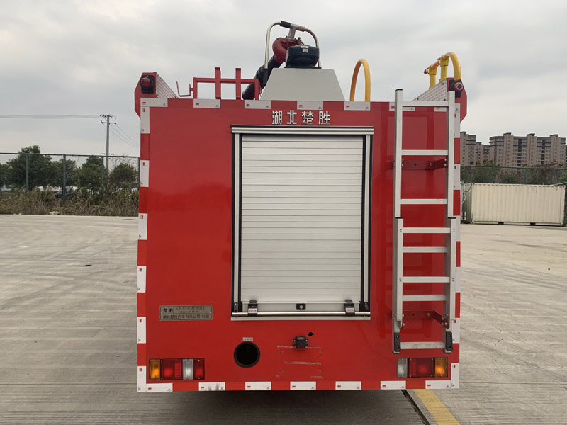 五十鈴2.5噸泡沫消防車