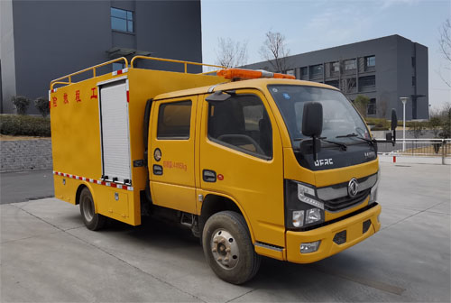 東風(fēng)多利卡雙排座救險(xiǎn)車(chē)