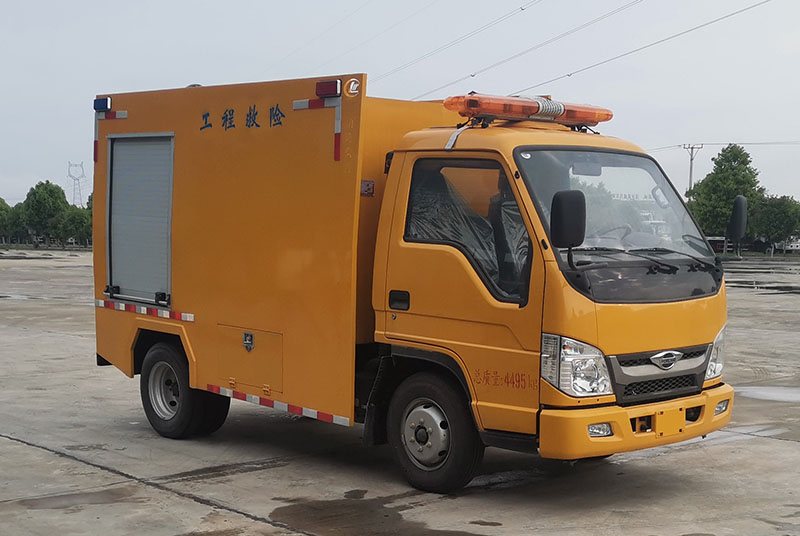 福田豪曼救險(xiǎn)車(chē)