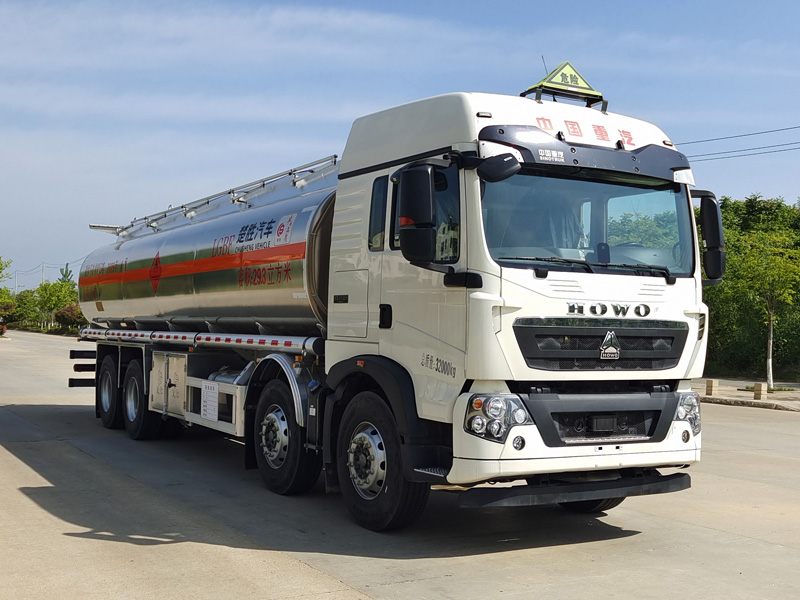 楚勝牌CSC5329GYYLZ6型鋁合金運油車