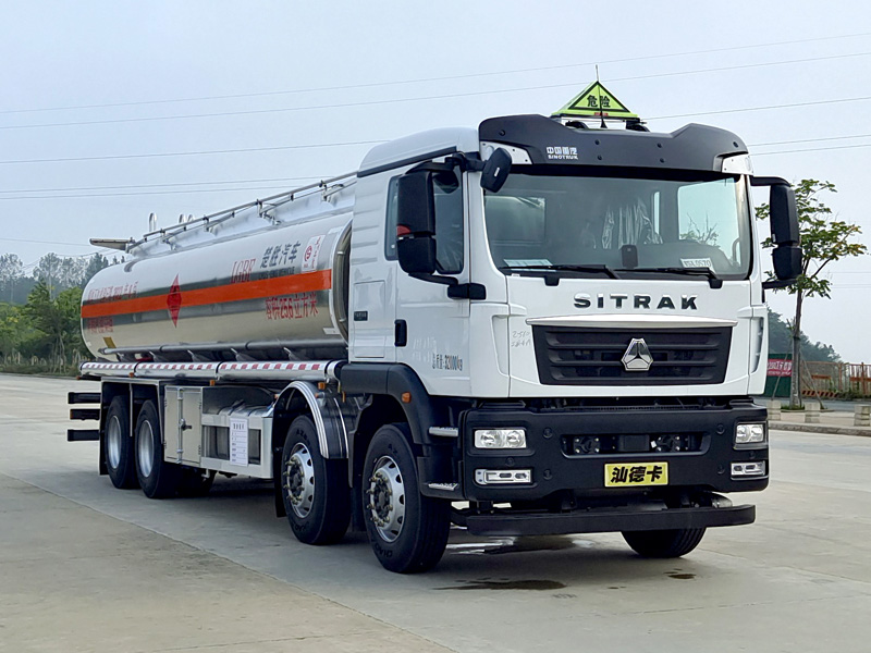 楚勝牌CSC5320GYYLZK6A型鋁合金運(yùn)油車