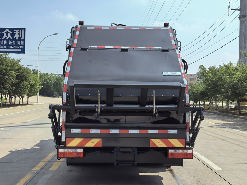楚勝牌CSC5145ZYS6型壓縮式垃圾車