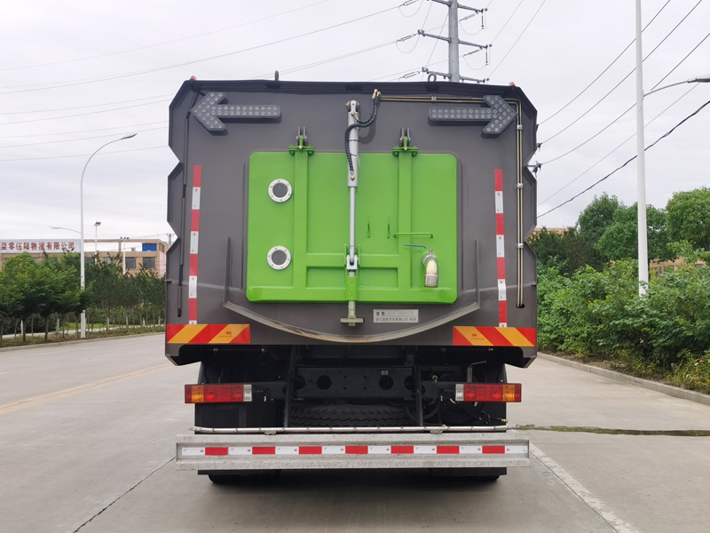 楚勝牌CSC5182TXSS6型洗掃車