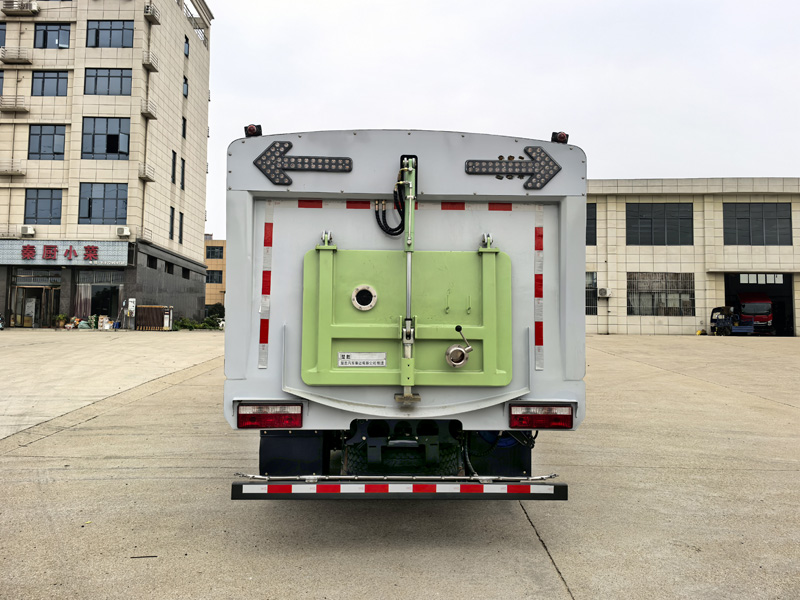 楚勝牌CSC5107TXSJLBEV型純電動洗掃車