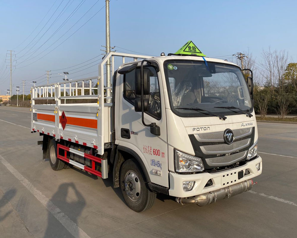 楚勝牌CSC5045TQPB6型氣瓶運(yùn)輸車(chē)
