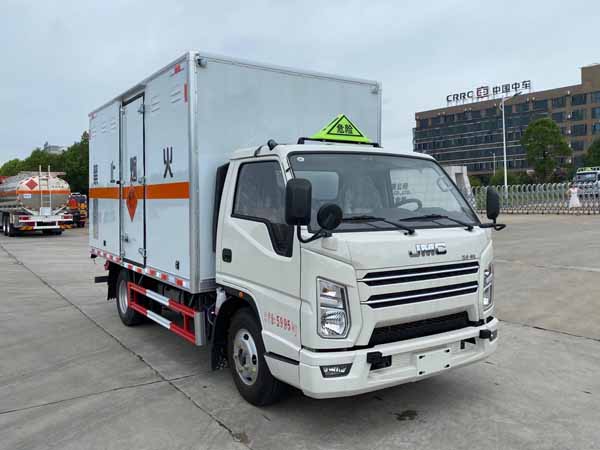 楚勝牌CSC5062XQYJ6型爆破器材運(yùn)輸車(chē)