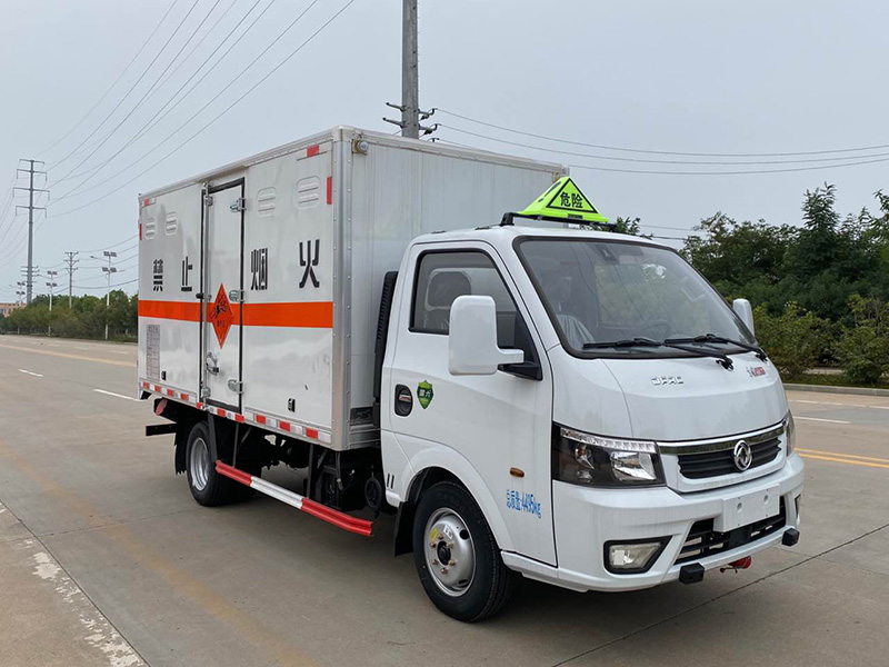 楚勝牌CSC5045XQY6型爆破器材運(yùn)輸車(chē)